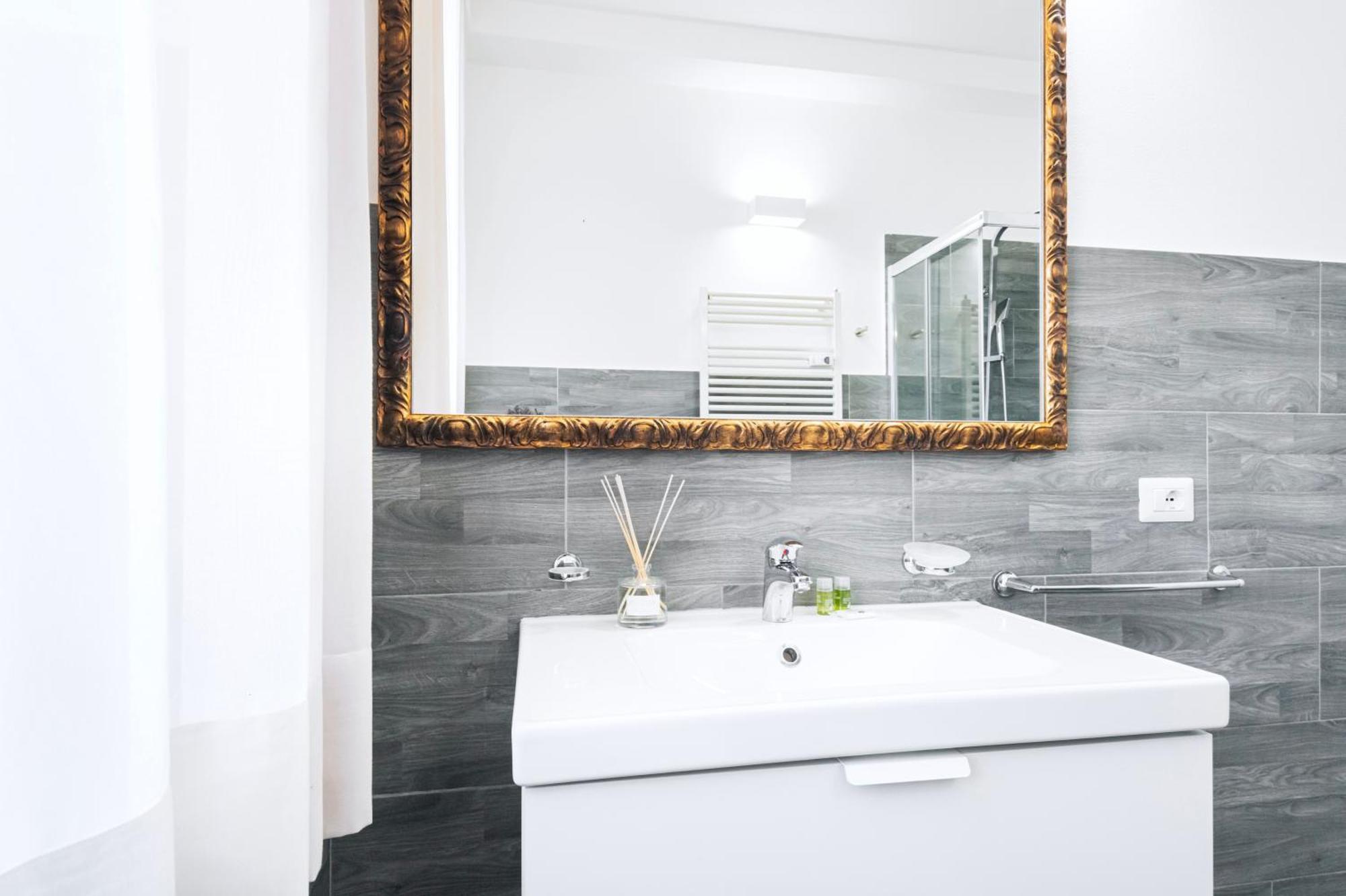 Easylife - Studio Moderno E Luminoso In Repubblica 米兰 外观 照片